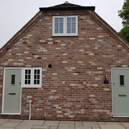 Rookery Lodge Apartments Wistaston Екстериор снимка